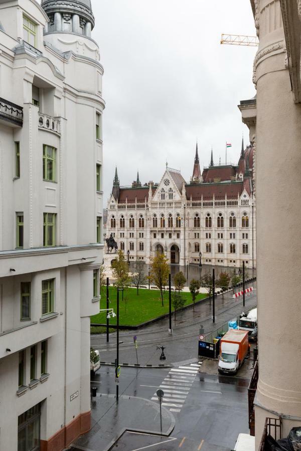Unique Riverside Apartment Budapest Esterno foto